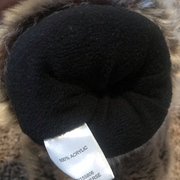 $5 for 2 or more NWOT mittens - Picture 4 of 4